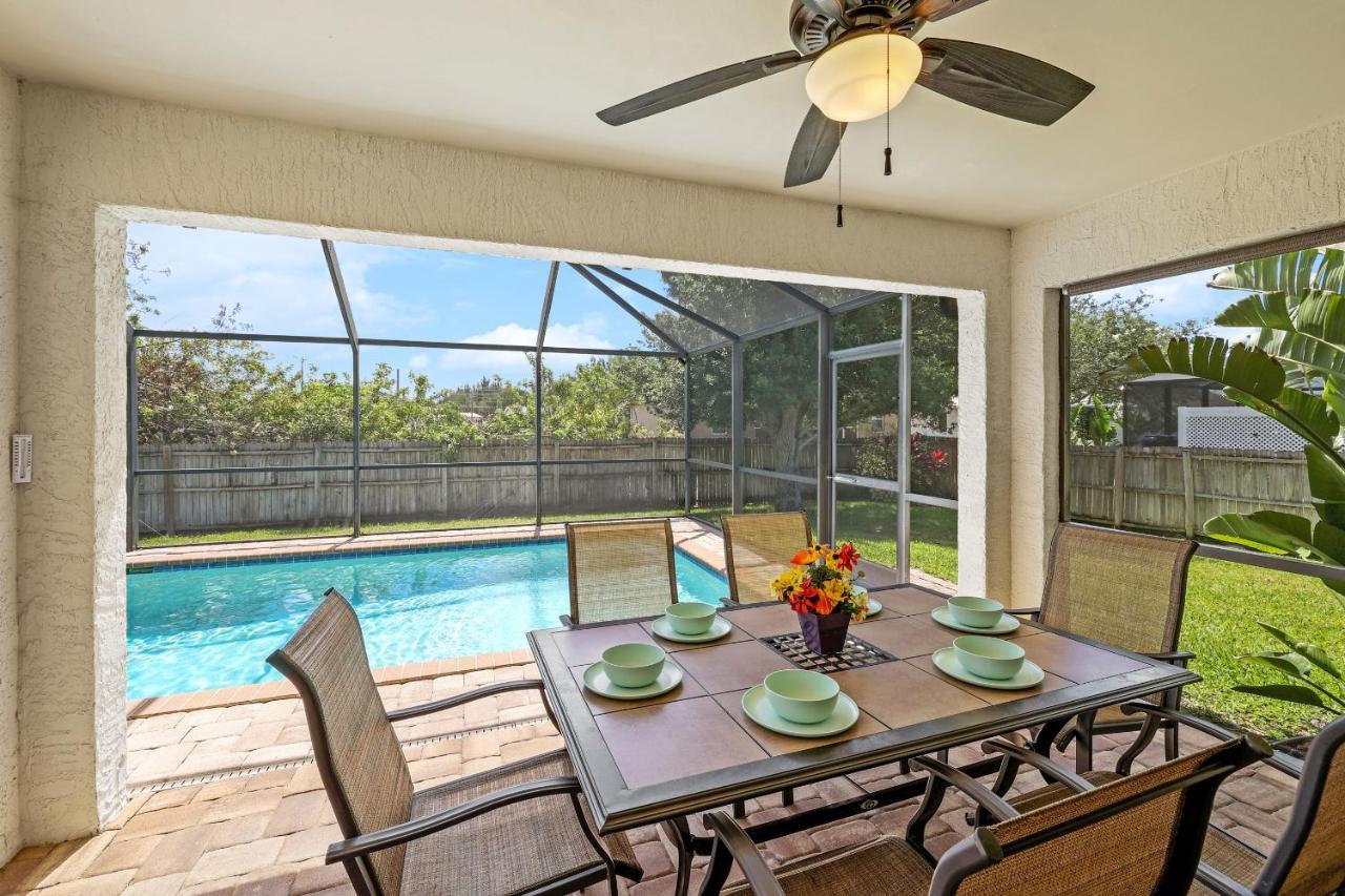 Family Vacation, Heated Pool, Wake Up To Enjoy The Sunrise - Villa Pine Island Cape Coral Exterior foto