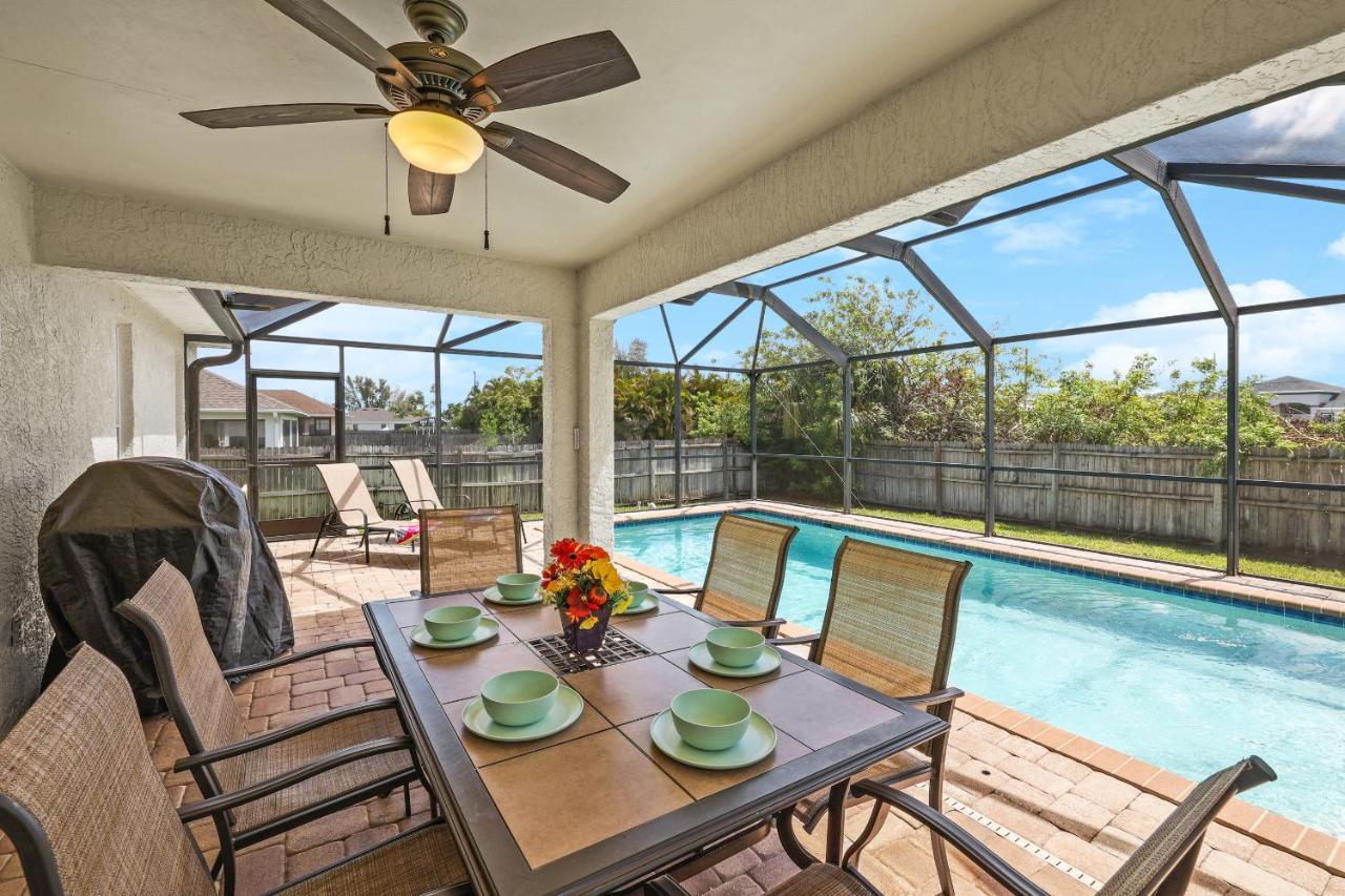 Family Vacation, Heated Pool, Wake Up To Enjoy The Sunrise - Villa Pine Island Cape Coral Exterior foto