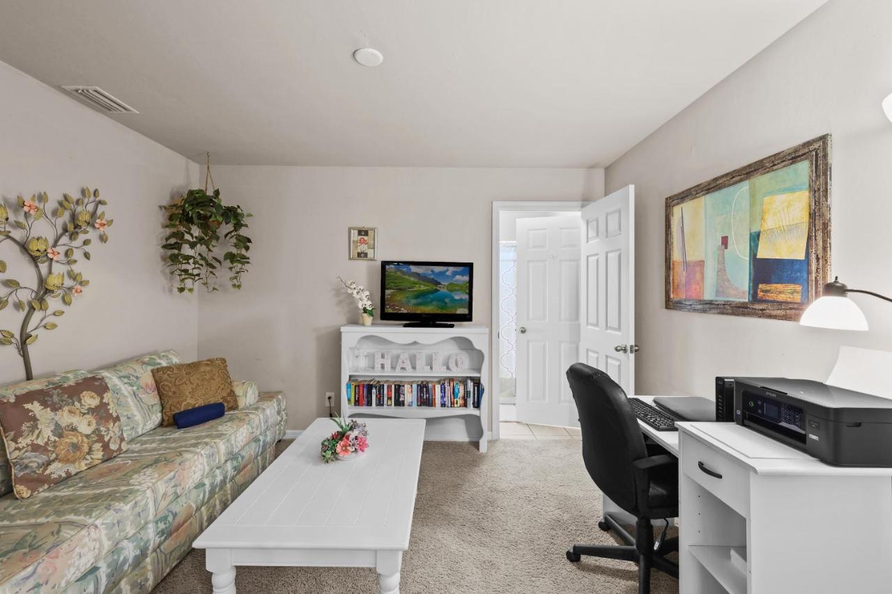 Family Vacation, Heated Pool, Wake Up To Enjoy The Sunrise - Villa Pine Island Cape Coral Exterior foto